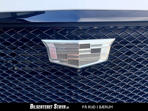 Cadillac Escalade 22 of 22