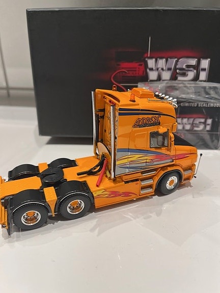 Product image 6 of 7