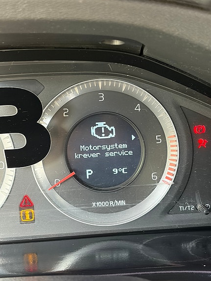Volvo V70 11 of 14