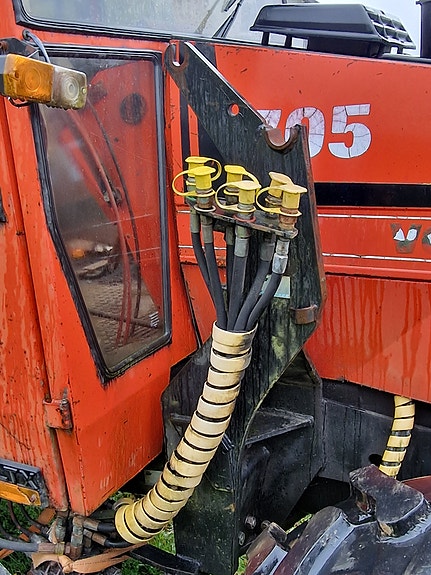 Valmet 705 5 of 13
