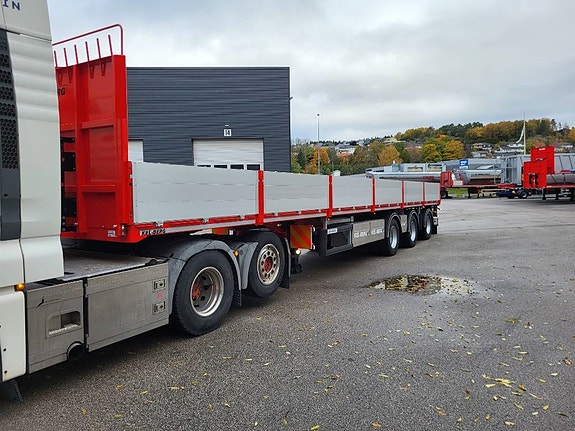 Kel-Berg D530V Åpen trailer Delbelastning 27 tonn