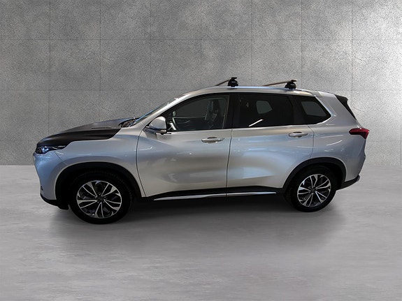 Maxus Euniq 6 2 of 5