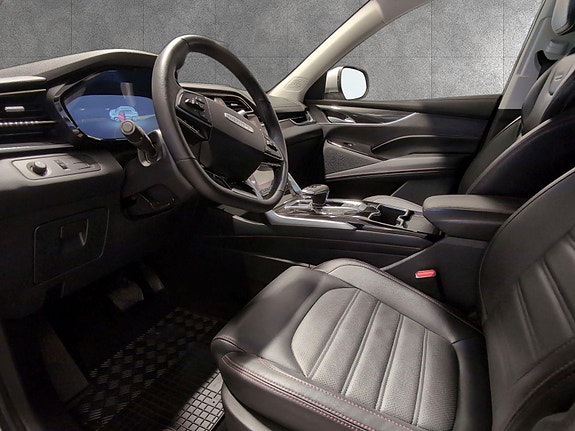Maxus Euniq 6 8 of 21