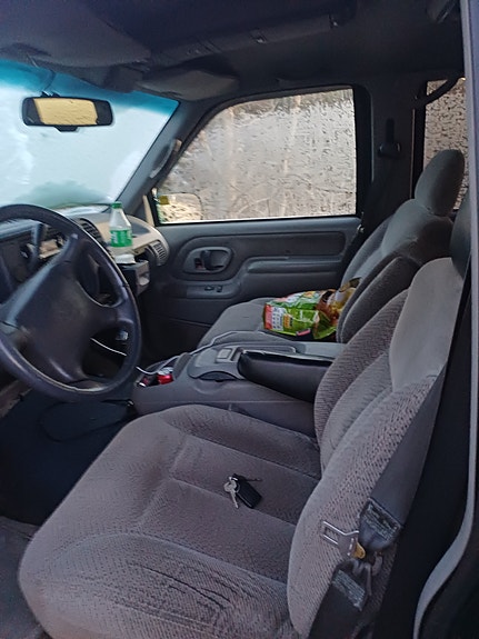 Chevrolet Suburban 6 of 15