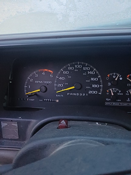Chevrolet Suburban 11 of 15