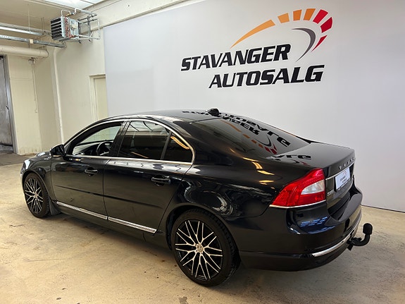 Volvo S80 6 of 30