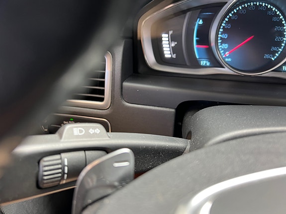 Volvo S80 18 of 30