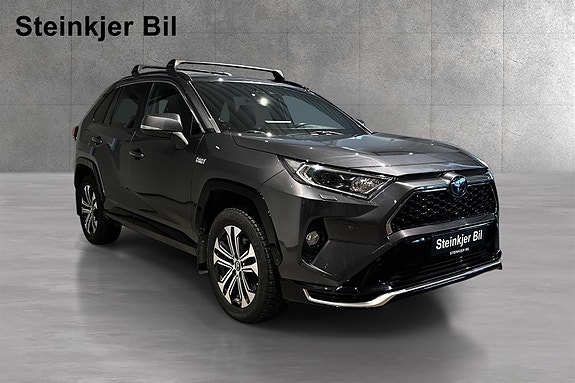 Toyota RAV4 Plug-in Hybrid 5 of 5
