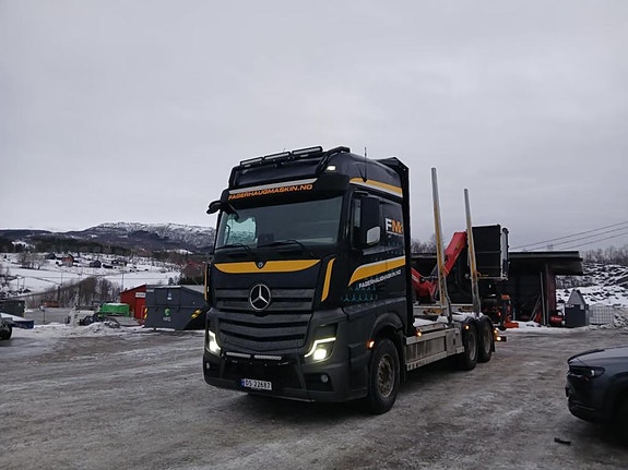 Mercedes-Benz Tømmerbil -  actros