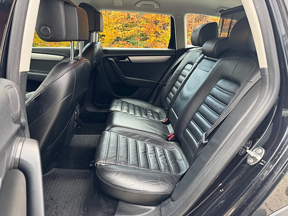Volkswagen Passat 7 of 9