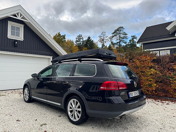 Volkswagen Passat 4 of 9