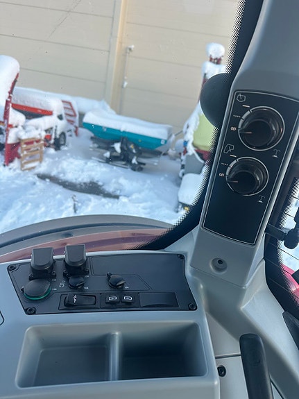 Valtra N175 Versu med lite timer! 2023, kr 1 149 000,-