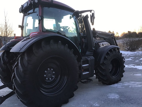 Valtra N174D  SJEKK TIMER 2021, kr 1 319 000,-