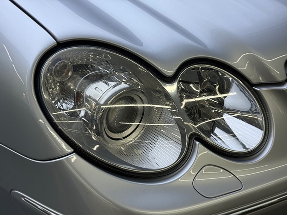 Mercedes-Benz CLK350 9 of 30