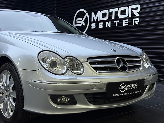 Mercedes-Benz CLK350 7 of 30