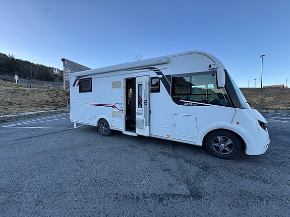 Challenger Sirius 3078XLB M2018 9 of 19