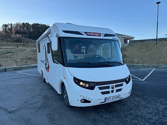 Challenger Sirius 3078XLB M2018 3 of 19