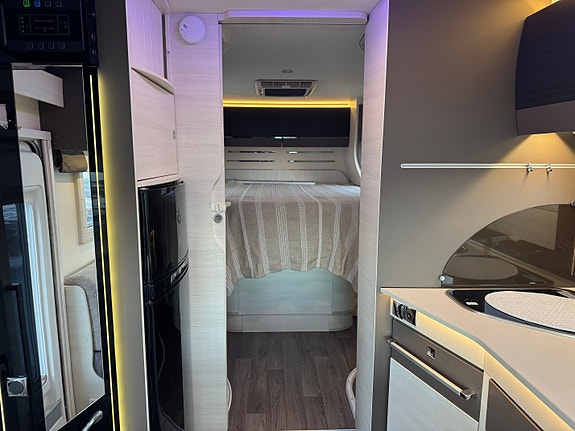 Challenger Sirius 3078XLB M2018 13 of 19