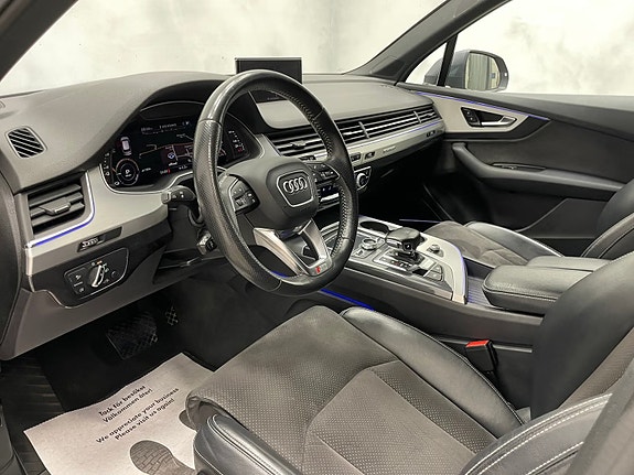 Audi Q7 20 of 30