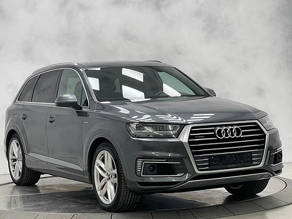 Audi Q7 8 of 30