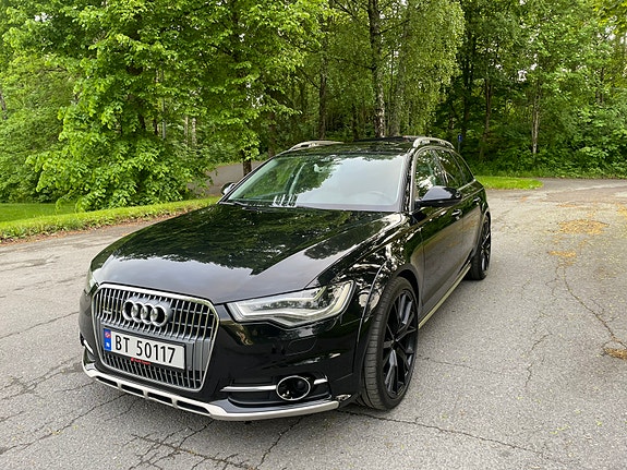 Audi A6 allroad 2 of 5