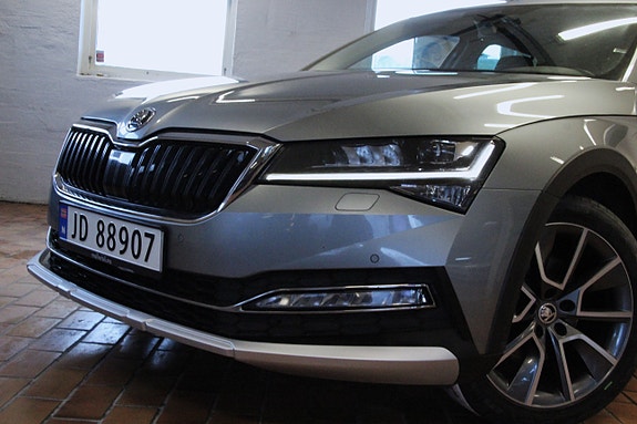 Skoda Superb 7 of 26