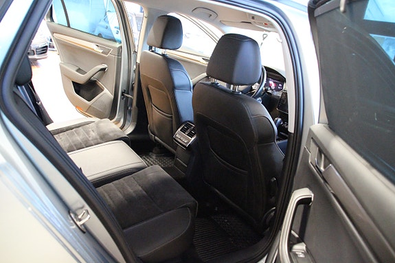 Skoda Superb 22 of 26