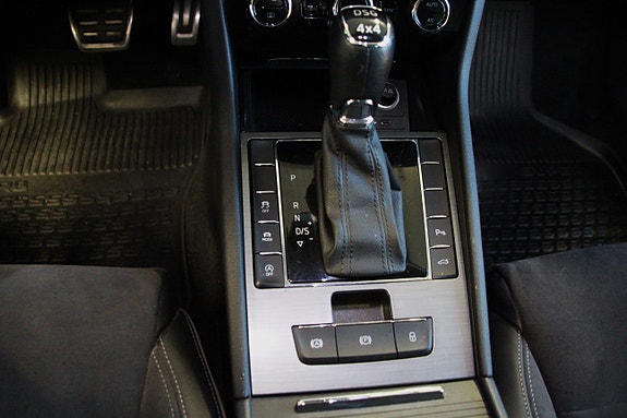 Skoda Superb 15 of 26