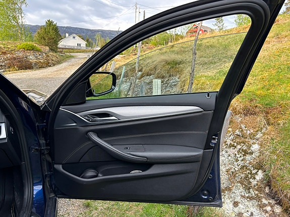 BMW 530e 23 of 30