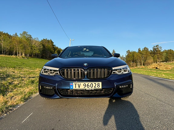 BMW 530e 2 of 30
