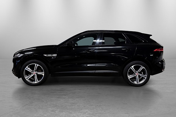 Jaguar F-PACE 8 of 30