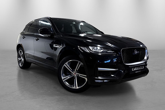 Jaguar F-PACE 15 of 30