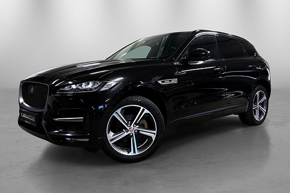 Jaguar F-PACE 10 of 30