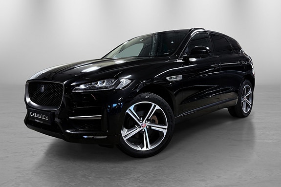 Jaguar F-PACE 11 of 30