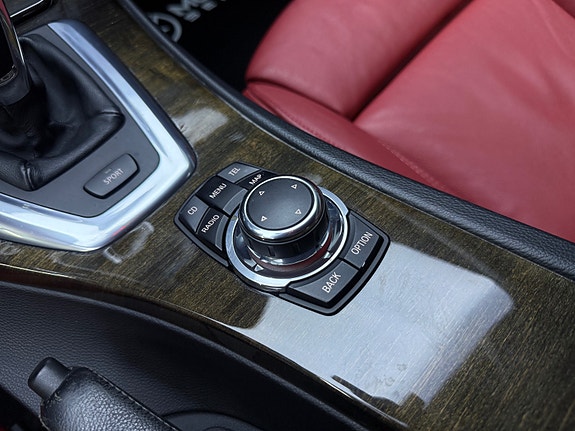 BMW 335i 24 of 30