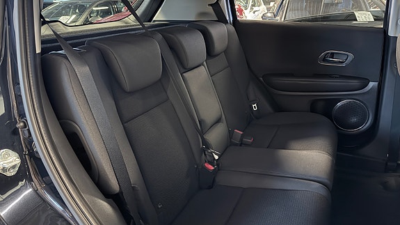 Honda HR-V 15 of 30