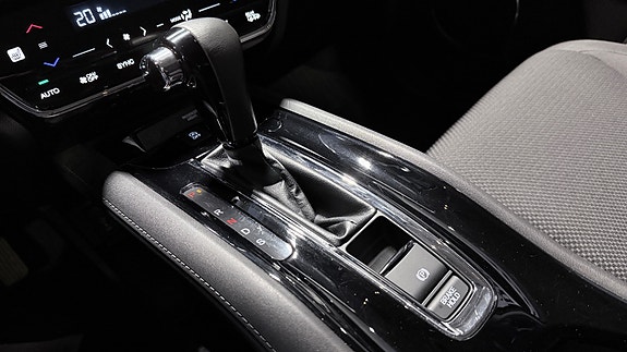 Honda HR-V 17 of 30