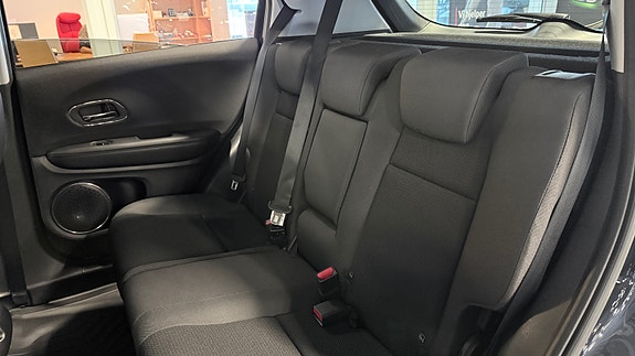 Honda HR-V 16 of 30