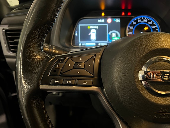 Nissan Leaf 12 of 19