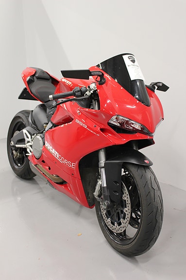 Ducati 959 Panigale 2 of 14