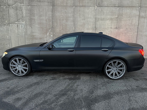 BMW 730d 5 of 5