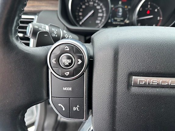 Land Rover Discovery 12 of 17