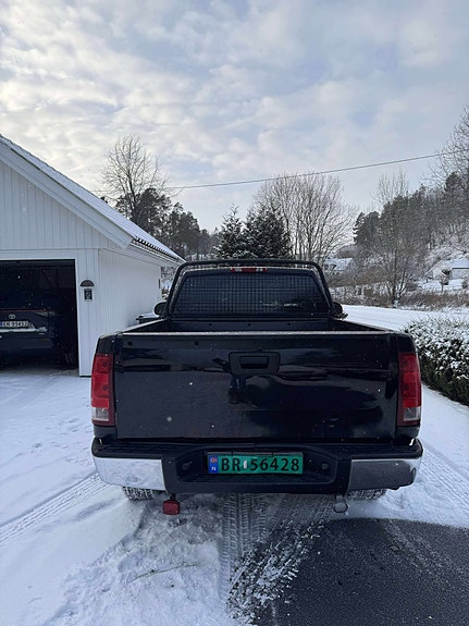 GMC Sierra 5 of 5
