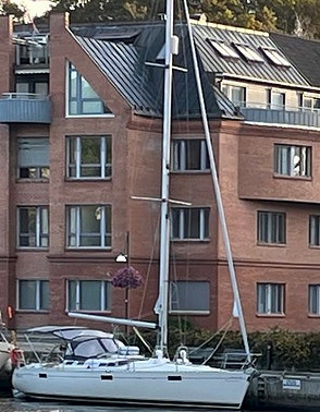 Flott, nyrestaurert Beneteau Oceanis 39, Fredrikstad sentrum 4 of 5