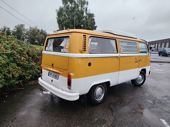 Volkswagen Transporter 14 of 19