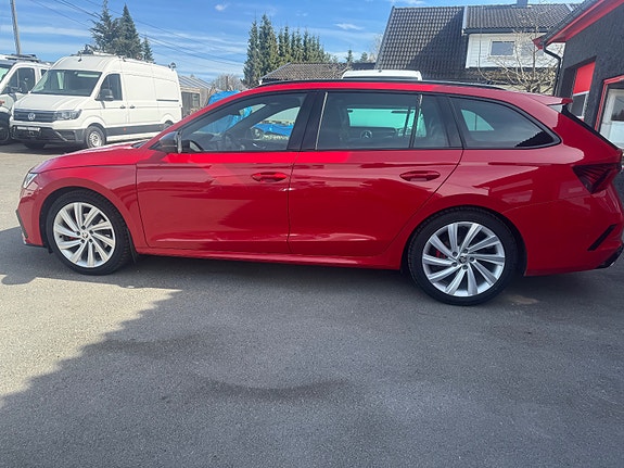 Skoda Octavia RS 3 of 5