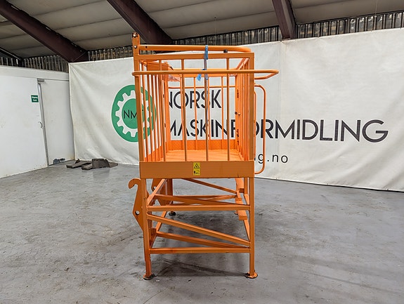 Mannsakpskurv med Kramer feste