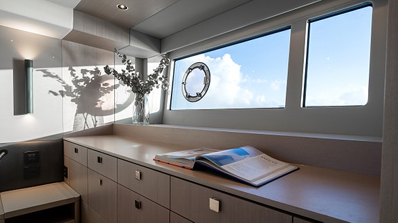 Sunseeker Manhattan 56 -Vises under Cannes Yachting Festival 2026 15 of 20