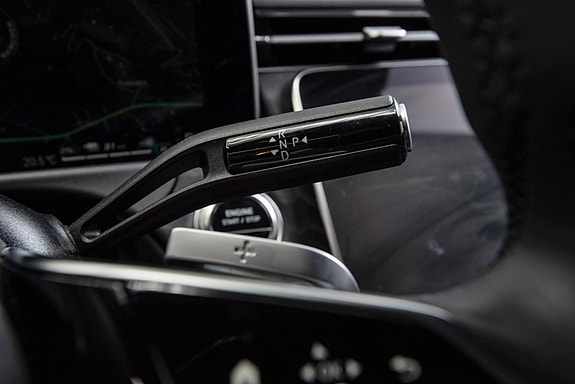 Mercedes-Benz E300 de 30 of 30