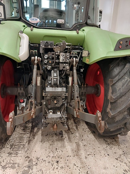 CLAAS Arion 460 5 of 7